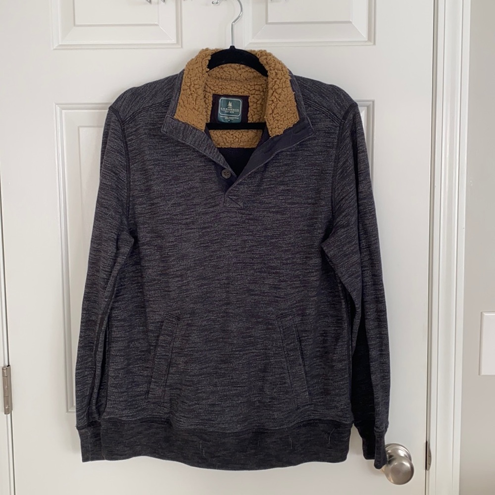 G.H. Bass & Co quarter button pullover